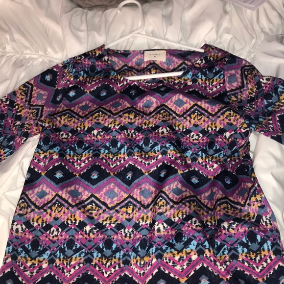 Everly Tops - Loose blouse